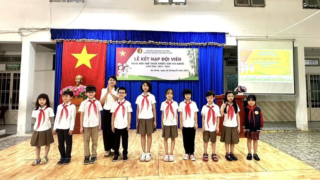 Lễ kết nạp Đội viên chào mừng kỉ niệm 93 năm Ngày thành lập Đoàn Thanh niên cộng sản Hồ Chí Minh (26/3/1931-26/3/2024)
